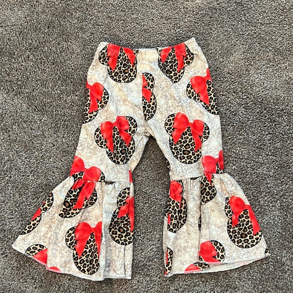 Other - ✨3/$10✨ Disney Pants